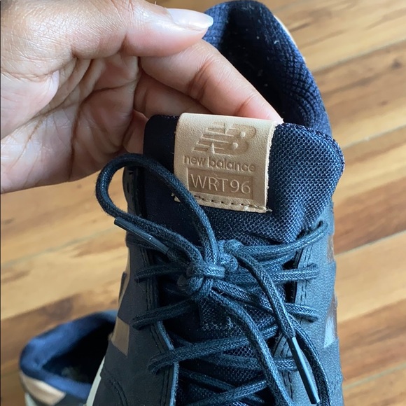 New Balance - Picture 4 of 5